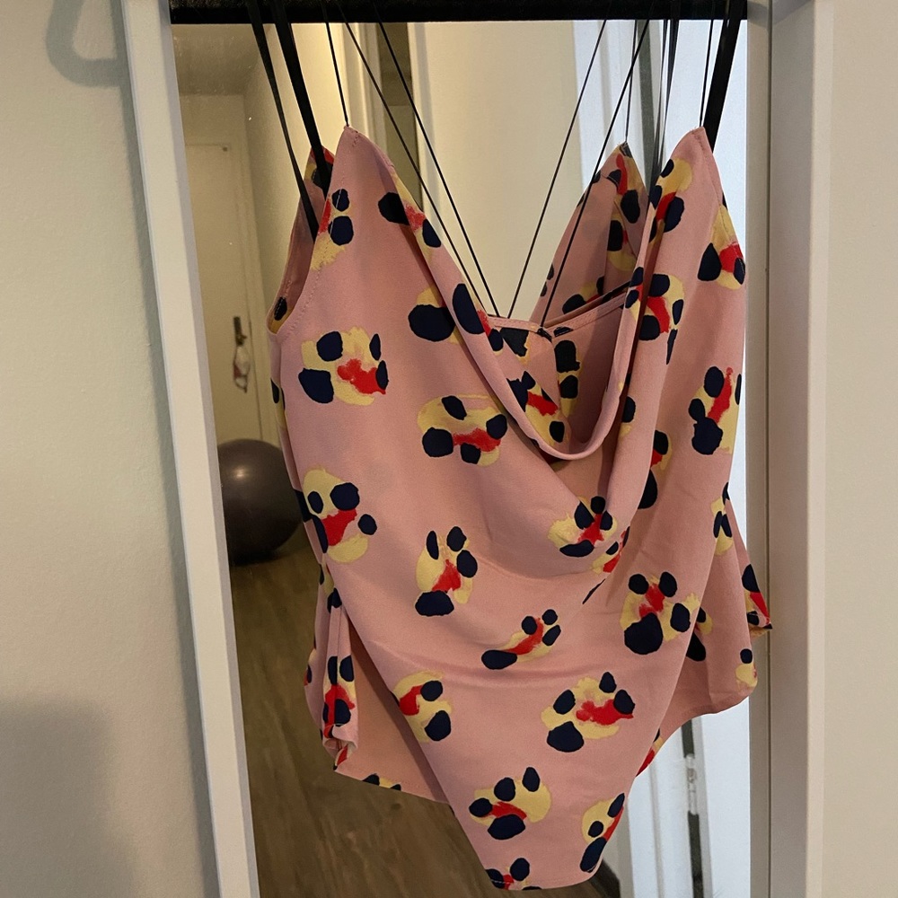 BCBG strapy crop top